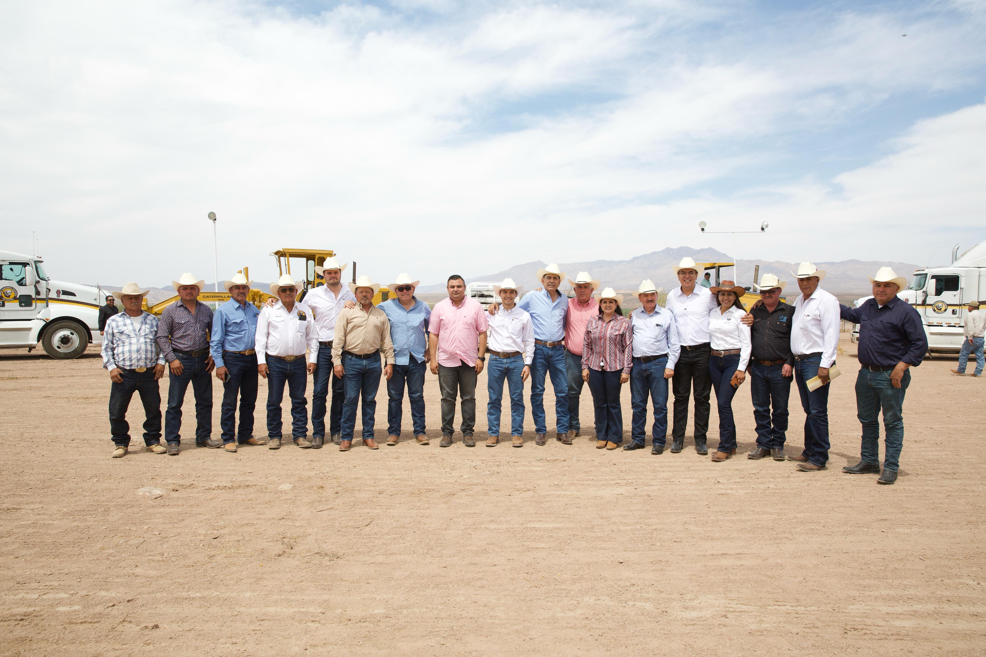 Lleva Gobierno de Sonora maquinaria y apoyos a la sierra alta